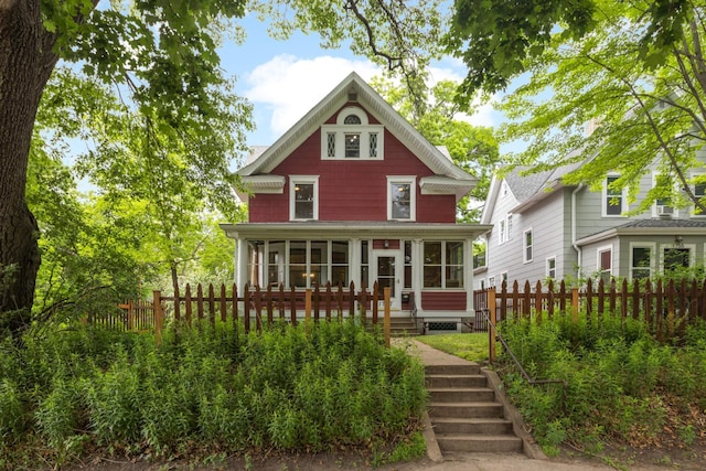 1757 Minnehaha Ave W, Saint Paul, MN 55104 - view of front of property featuring a sunroom