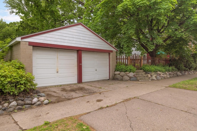 1757 Minnehaha Ave W, Saint Paul, MN 55104 - view of detached garage