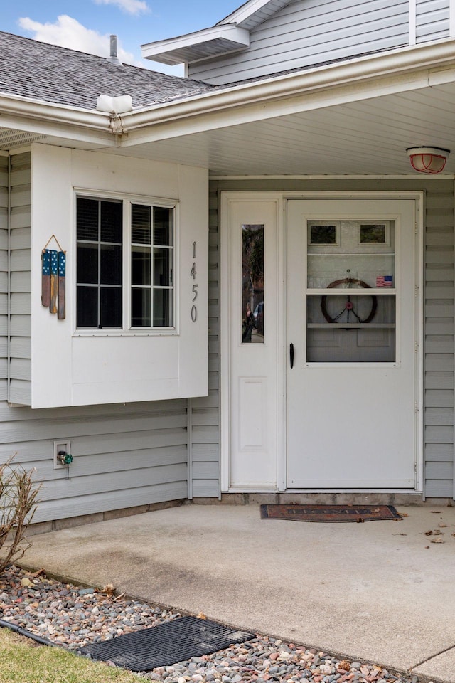 view of exterior entry
