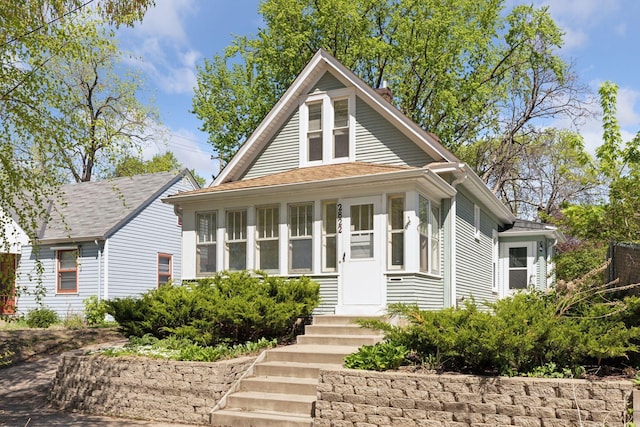 2822 29th St, Minneapolis, MN 55406 - view of front of home featuring entry steps