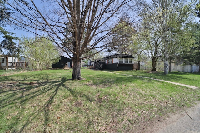 513 5th Ave, Ironton, MN 56455 - view of yard