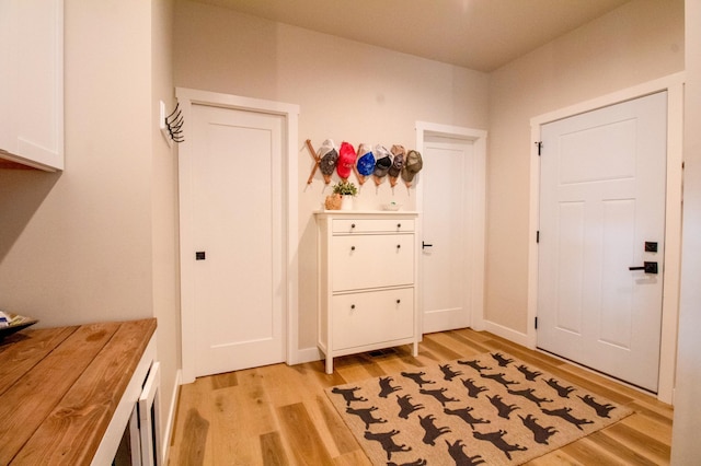 8825 Meadowlark Pkwy, Horace, ND 58047 - interior space with light wood finished floors