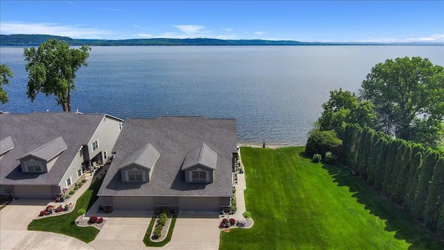 2041 Oak St, Lake City, MN 55041 - aerial view of property and surrounding area featuring a nearby body of water