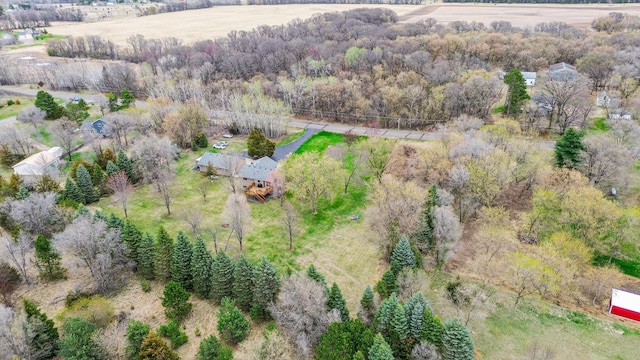 birds eye view of property featuring a rural view