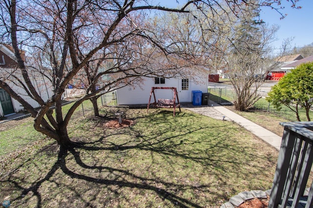 708 1st St N, Fargo, ND 58102 - view of yard featuring fence
