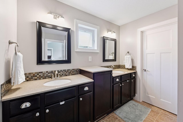 3209 Symphony Ct, Chaska, MN 55318 - full bath with two vanities