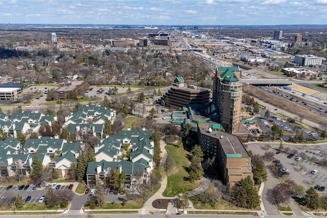 7631 Edinborough Way Unit 5319, Edina, MN 55435 - view of property location with nearby urban area