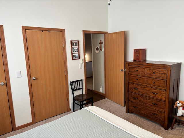154 Pond Dr, Jackson, MN 56143 - carpeted bedroom with baseboards