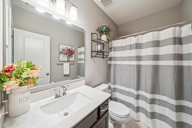 4271 Corn Silk Ln, Woodbury, MN 55129 - full bathroom with toilet, vanity, and a shower with curtain