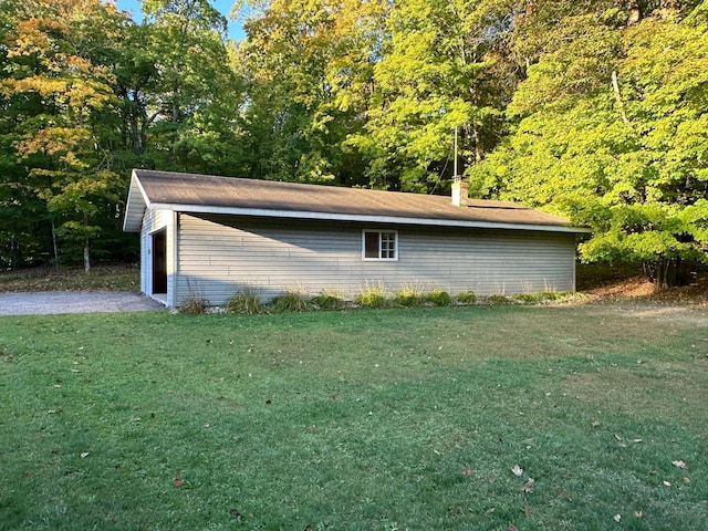 exterior space with an outbuilding