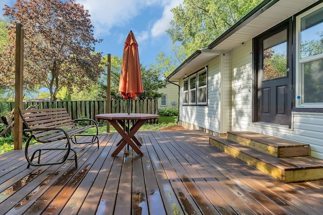 2021 6th St SW, Willmar, MN 56201 - wooden terrace with entry steps
