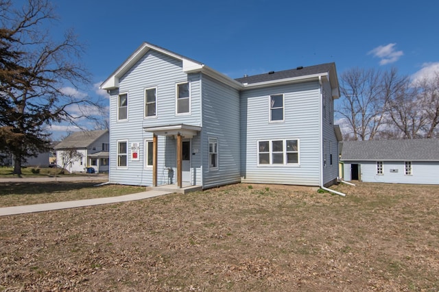 314 High St, Lake City, MN 55041 - view of front of property with a front yard