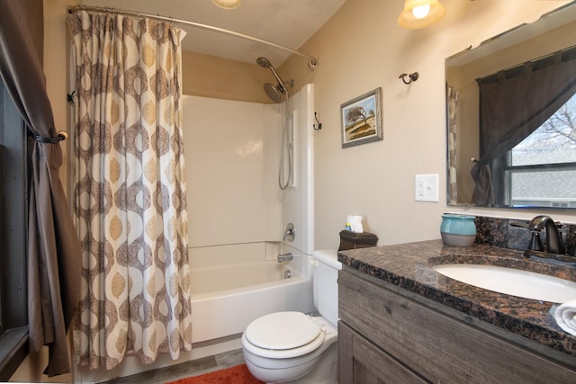 314 High St, Lake City, MN 55041 - bathroom with toilet, vanity, and shower / bathtub combination with curtain