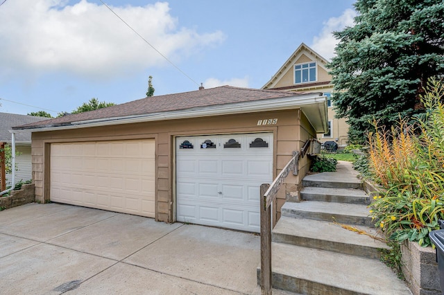 view of detached garage