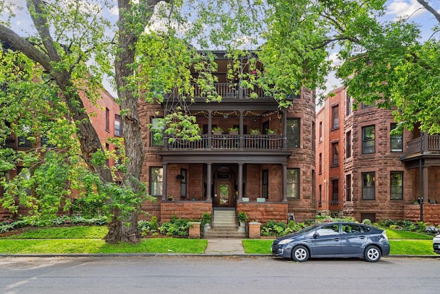 231 Arundel St Unit 1, Saint Paul, MN 55102 - view of front of property featuring a balcony