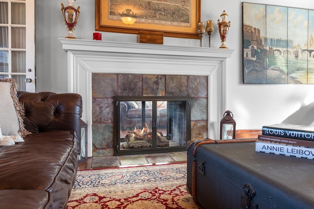 818 Summit Ave, Saint Paul, MN 55105 - living room featuring a tiled fireplace