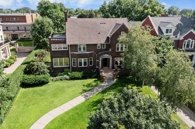 818 Summit Ave, Saint Paul, MN 55105 - view of front of property featuring a front yard and brick siding