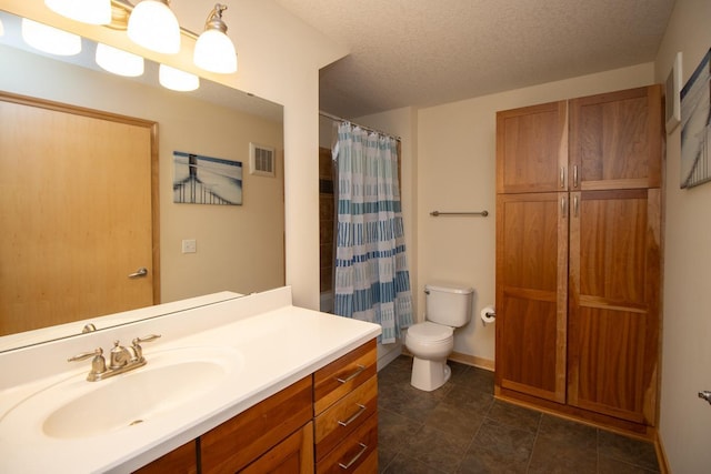 240 Spring St Unit 331, Saint Paul, MN 55102 - bathroom featuring vanity, curtained shower, a textured ceiling, toilet, and visible vents