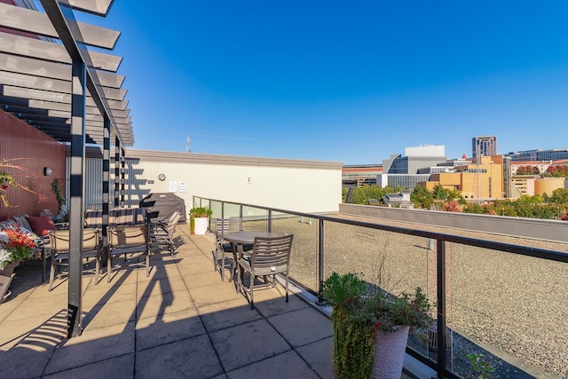 240 Spring St Unit 331, Saint Paul, MN 55102 - view of balcony