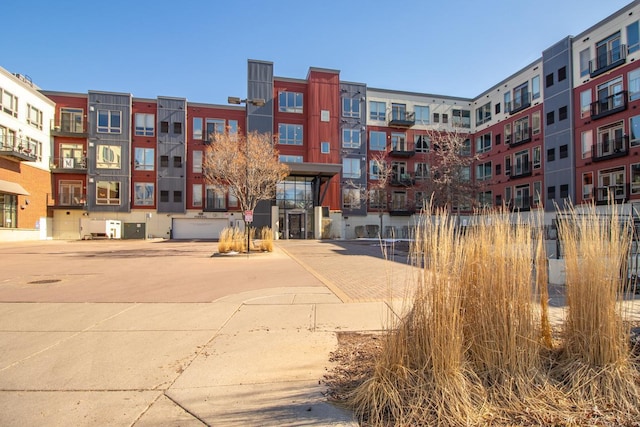 240 Spring St Unit 331, Saint Paul, MN 55102 - view of property with central air condition unit