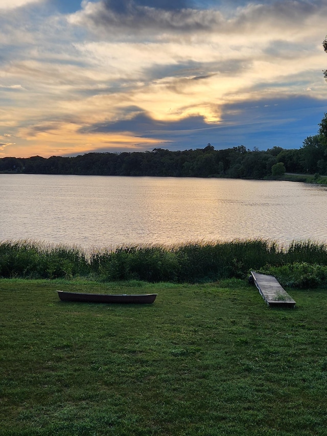 918 Division St, Elbow Lake, MN 56531 - water view