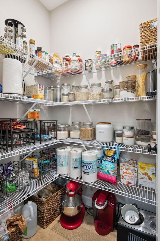 17917 Hayes Ave, Lakeville, MN 55044 - view of pantry
