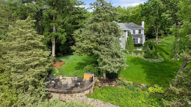 547 Harrington Rd, Wayzata, MN 55391 - view of grassy yard