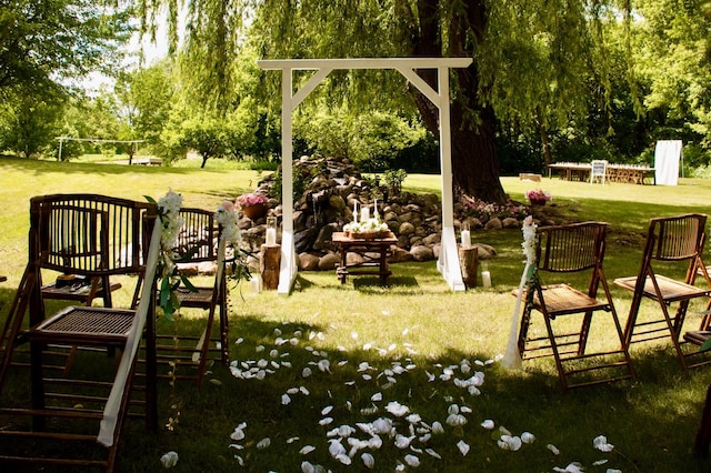 631 Pheasant Run, Winsted, MN 55395 - view of grassy yard featuring view of wooded area