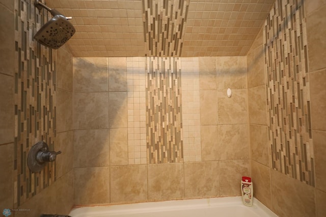 bathroom with shower / washtub combination