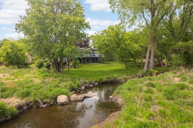 5410 Creek View Ln, Edina, MN 55439 - view of grassy yard