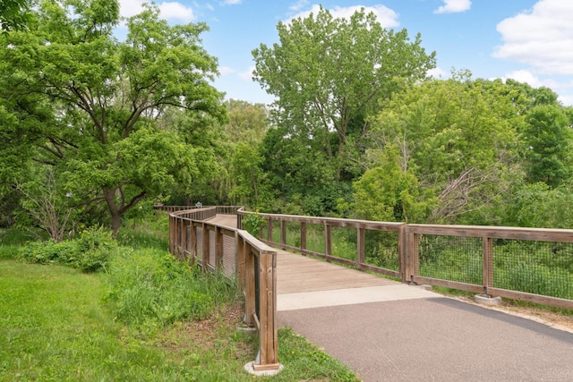 5410 Creek View Ln, Edina, MN 55439 - view of home's community