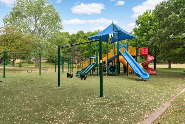 5410 Creek View Ln, Edina, MN 55439 - view of community playground