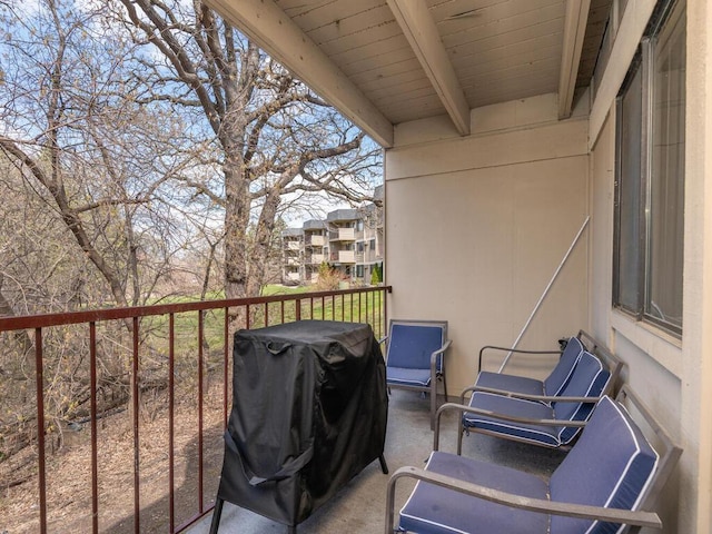 4001 Heritage Hills Dr Unit 105, Bloomington, MN 55437 - balcony featuring area for grilling