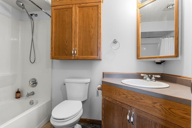 full bath featuring shower / bath combo with shower curtain, toilet, and vanity