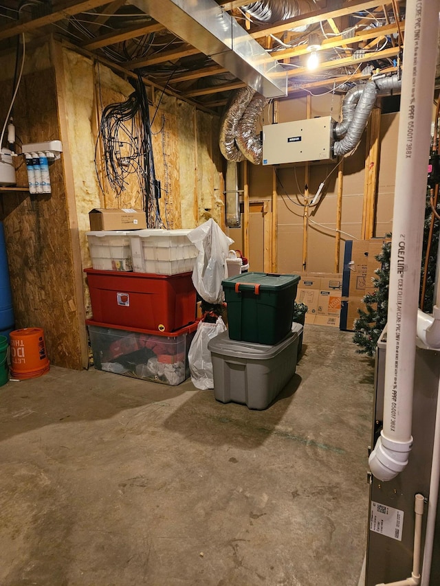 view of unfinished basement