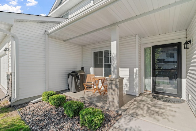 7371 Kalland Cir NE, Otsego, MN 55301 - view of exterior entry with a porch