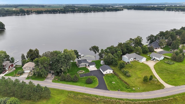 21008 654th Ave, Ellsworth Twp, MN 55355 - aerial perspective of suburban area featuring a nearby body of water