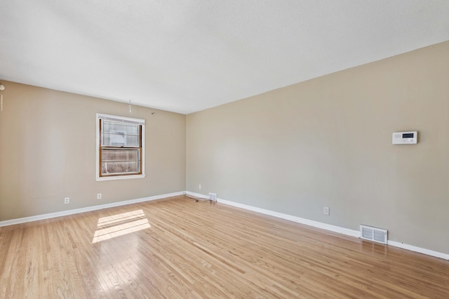 1212 Lealand Rd E, Maplewood, MN 55109 - photo 4