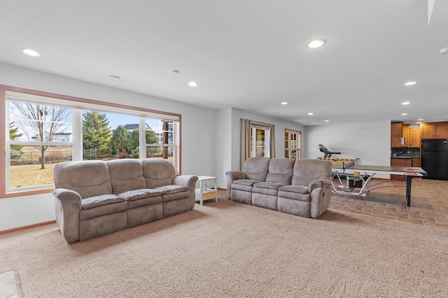 17639 Heidelberg Way, Lakeville, MN 55044 - carpeted living room featuring baseboards and recessed lighting