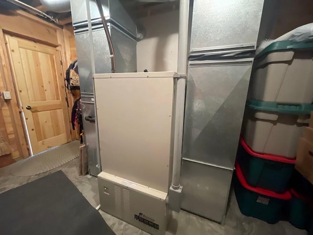 17999 Ivy Dr, Park Rapids, MN 56470 - utilities featuring heating unit