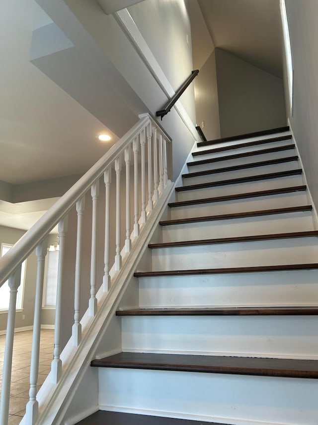 staircase featuring recessed lighting and baseboards