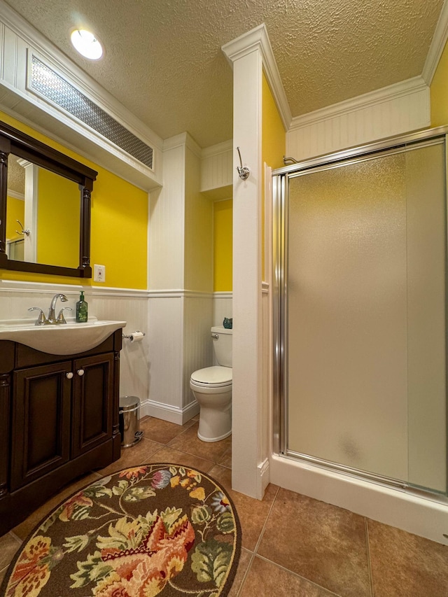 17783 Lookout Tower Rd NE, Hines, MN 56647 - full bath with toilet, a shower stall, vanity, crown molding, and a textured ceiling