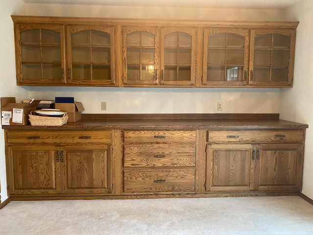 2509 6th St SW, Willmar, MN 56201 - bar with light colored carpet