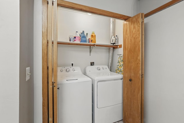 8397 Corcoran Cir Unit 26, Inver Grove Heights, MN 55076 - washroom featuring independent washer and dryer