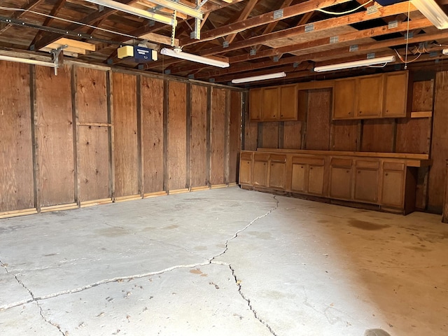 310 Highcroft Dr, Windom, MN 56101 - view of garage