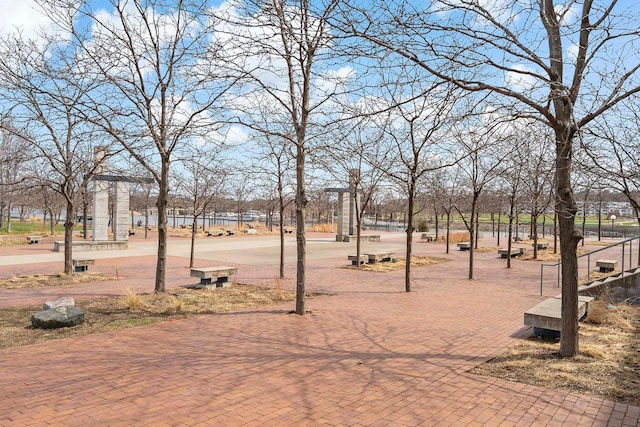 240 Spring St Unit 413, Saint Paul, MN 55102 - view of surrounding community