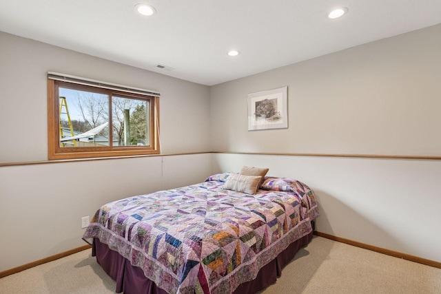 bedroom with baseboards, carpet flooring, visible vents, and recessed lighting