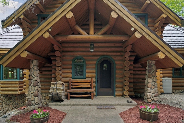 6070 Pilger Ave NW, Annandale, MN 55302 - entrance to property with log siding