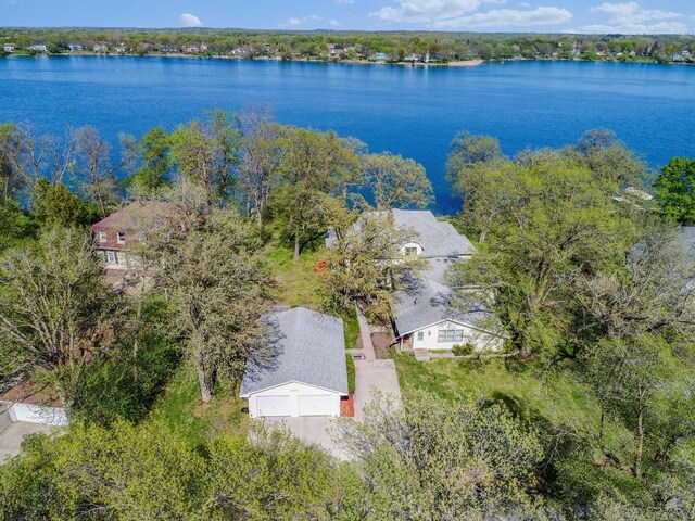 1007 Van Dyke Rd NW, Alexandria, MN 56308 - view from above of property featuring a large body of water