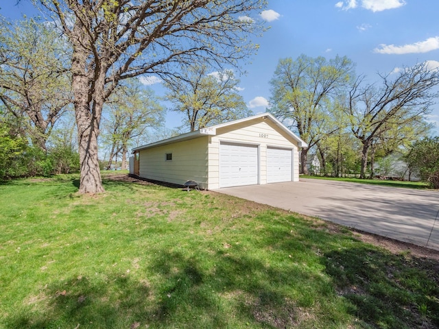 1007 Van Dyke Rd NW, Alexandria, MN 56308 - view of detached garage